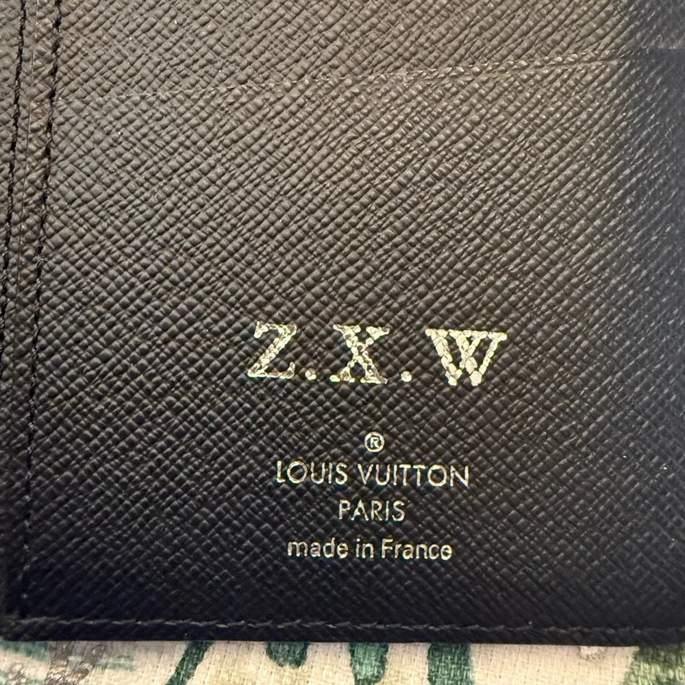 Louis Vuitton Damier Graphite Brazza Wallet